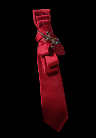 BC - THE SCARLET SOPHISTIQUE